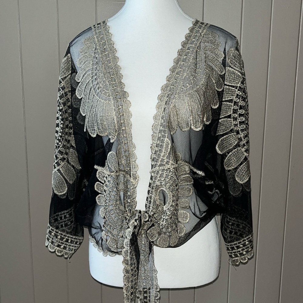 Vintage-Inspired Black Lace Embroidered Bolero Jacket - M